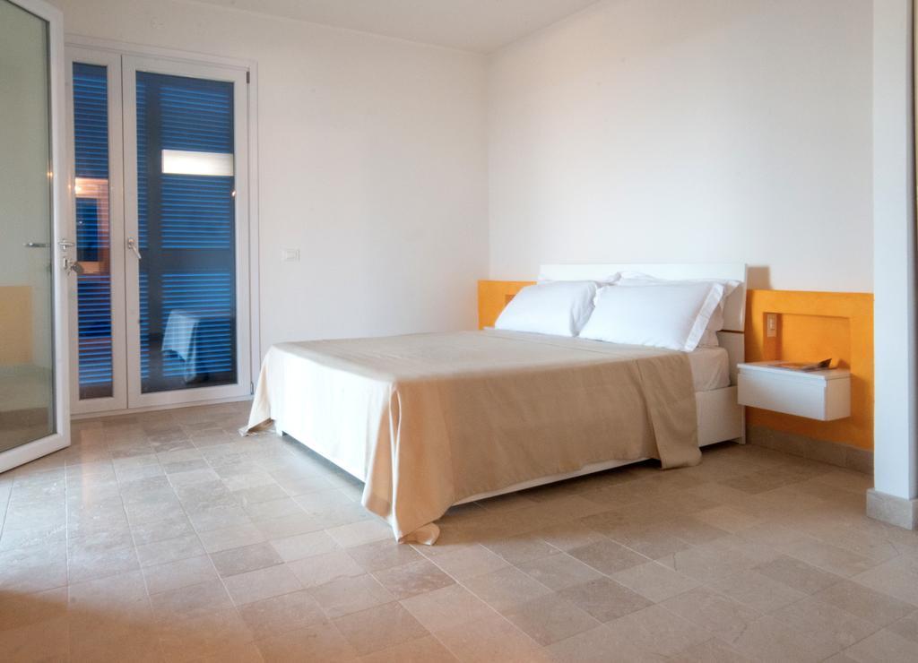 Melus Maris Hostal Syracuse Habitación foto